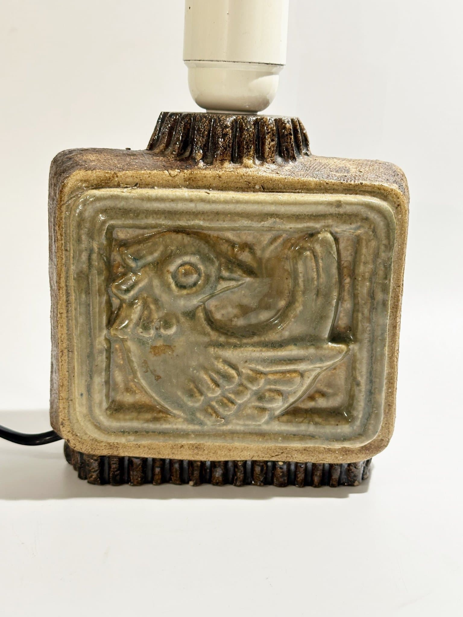 Willy Fischer - Vacker Bordslampa i keramik med fågelmotiv 1900tal