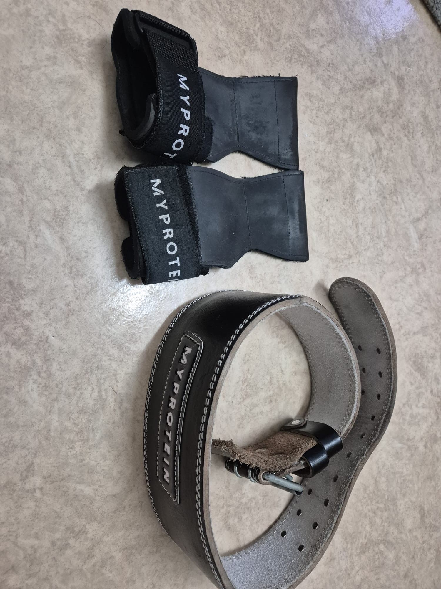 Myprotein träningsbälte och dragremmar