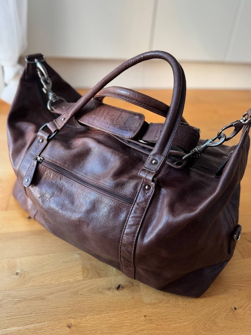 Brun läder resväska
