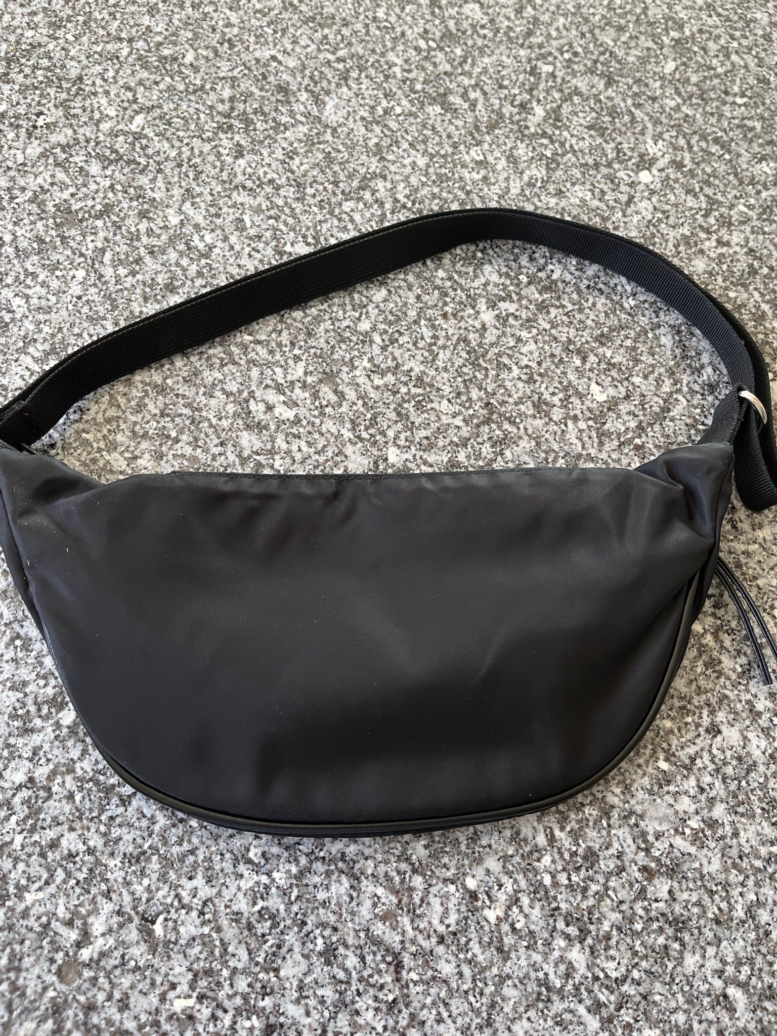 DAY Birger et Mikkelsen svart midjeväska