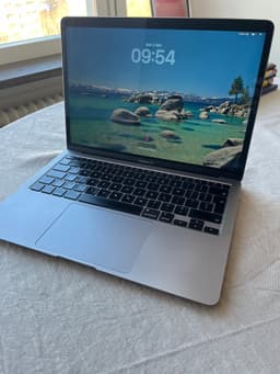 MacBook Air 13 M1 8GB RAM 256GB