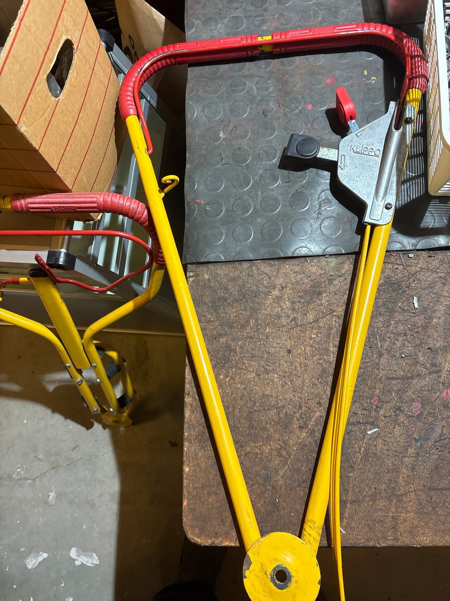 Klippo gräsklipparhandtag med reglage