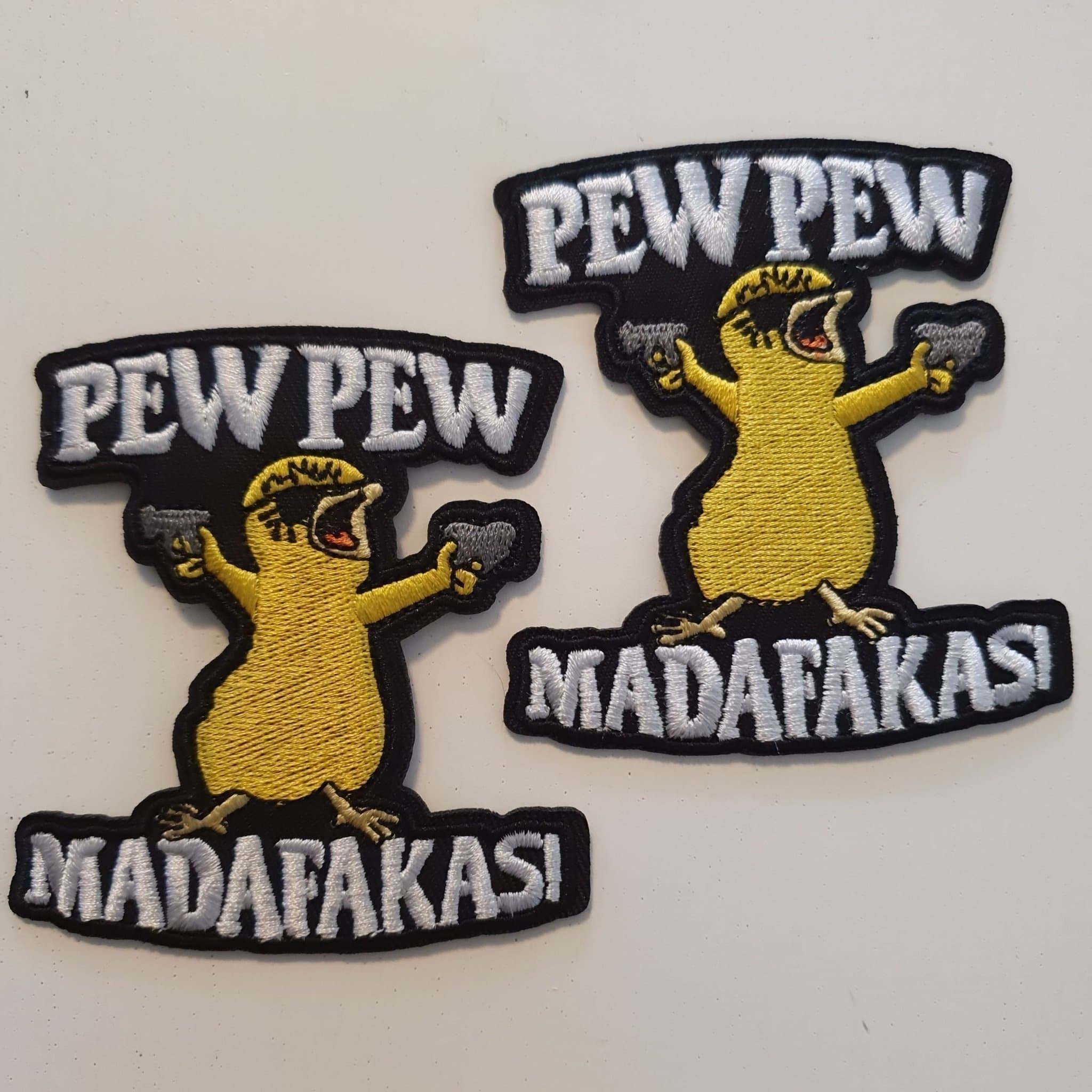 2 st Tygmärken - PEW PEW MADAFACKAS! - Broderade