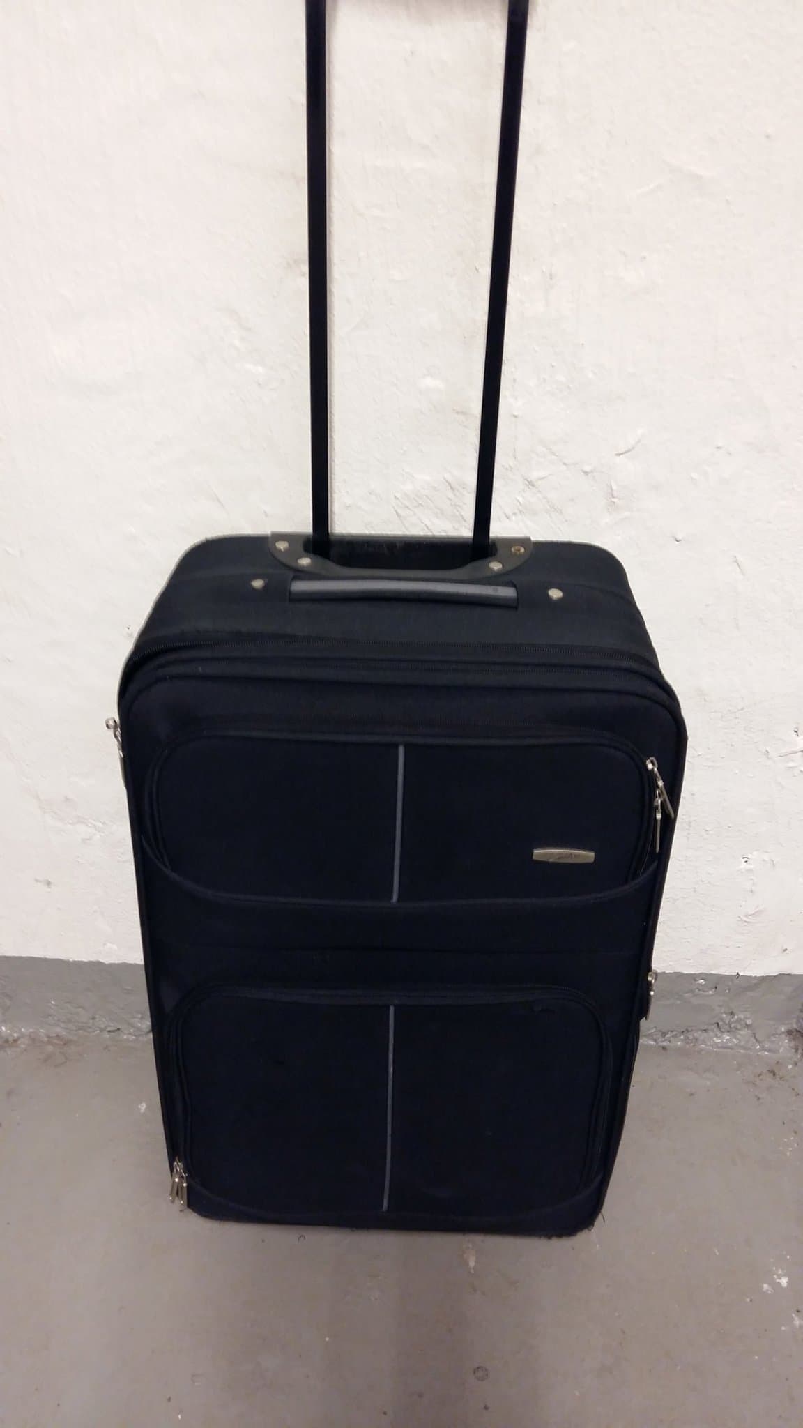 Snygg resväska Lautoni