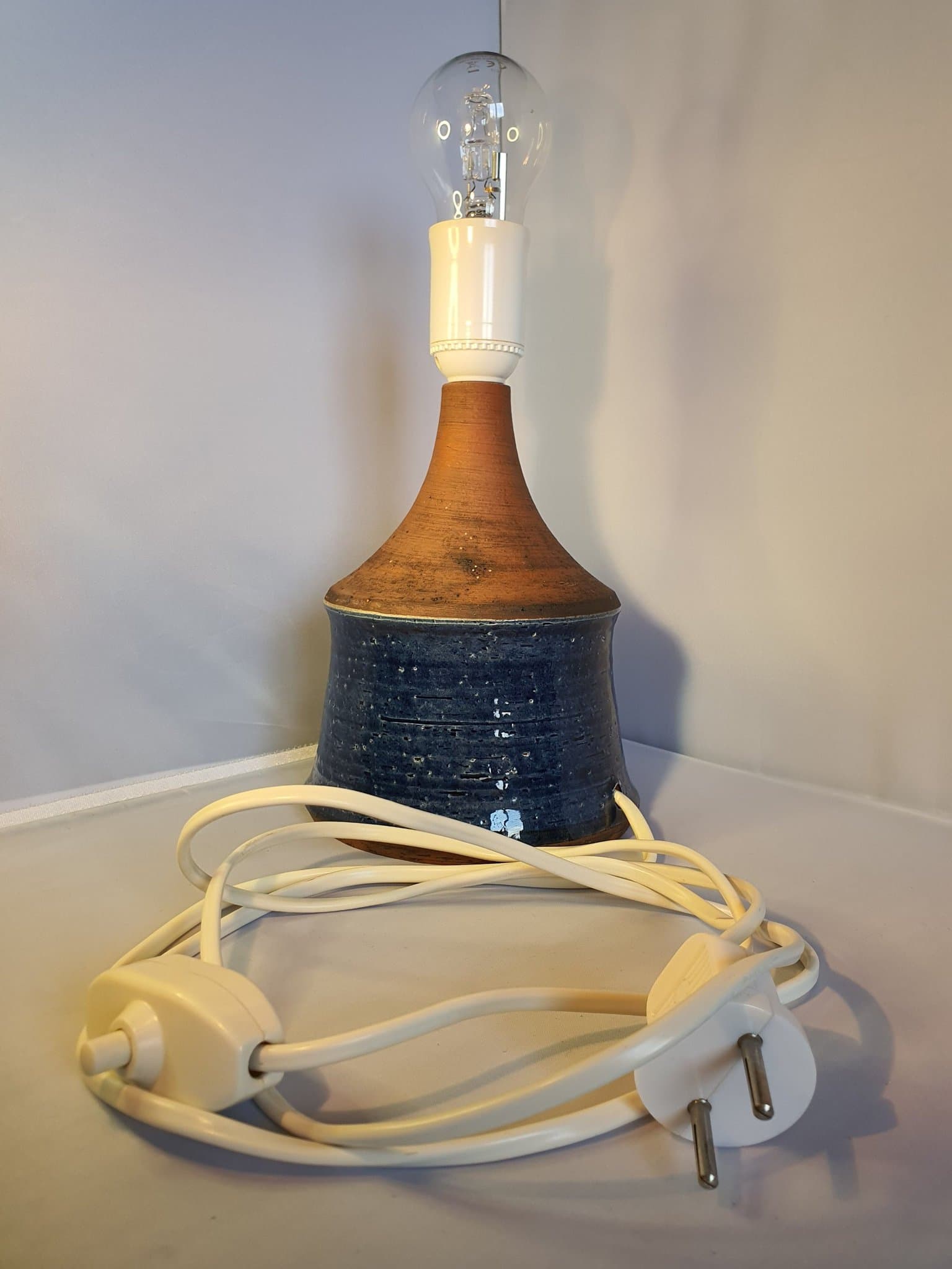 Bordslampa Kai Krebs, Signerad