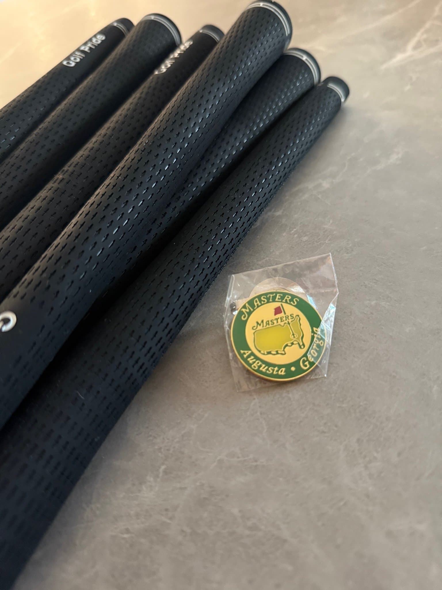 10 st Golf Pride Tour Velvet Standard Golfgrepp + Masters bollmarkör/hat-clip