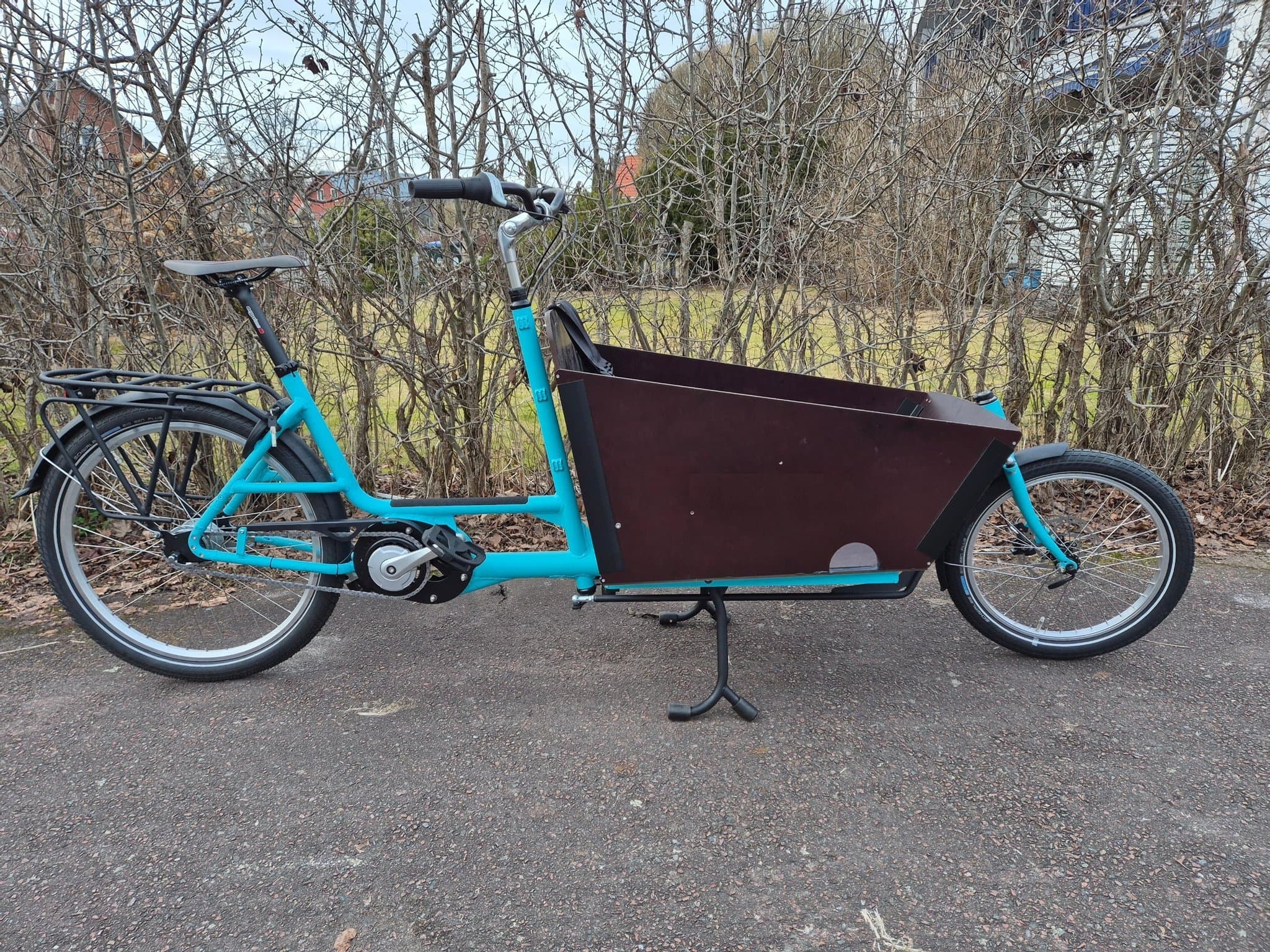 Lätt lådcykel utan el, med fotbroms, plats för 2 barn