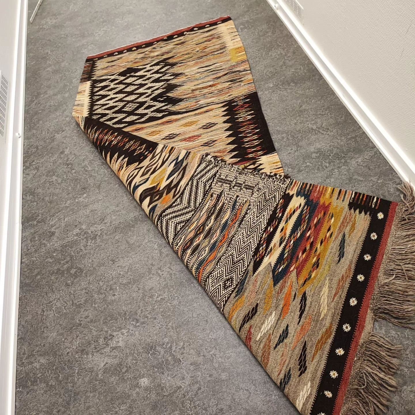Unik konstnärlig Berber matta 66×164 cm