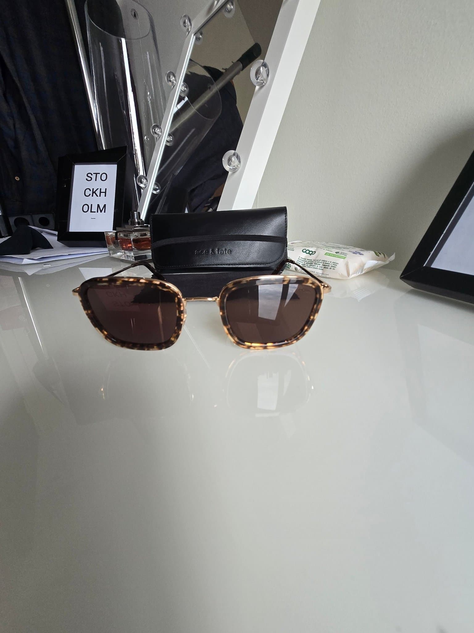 Ace & Tate sunglasses