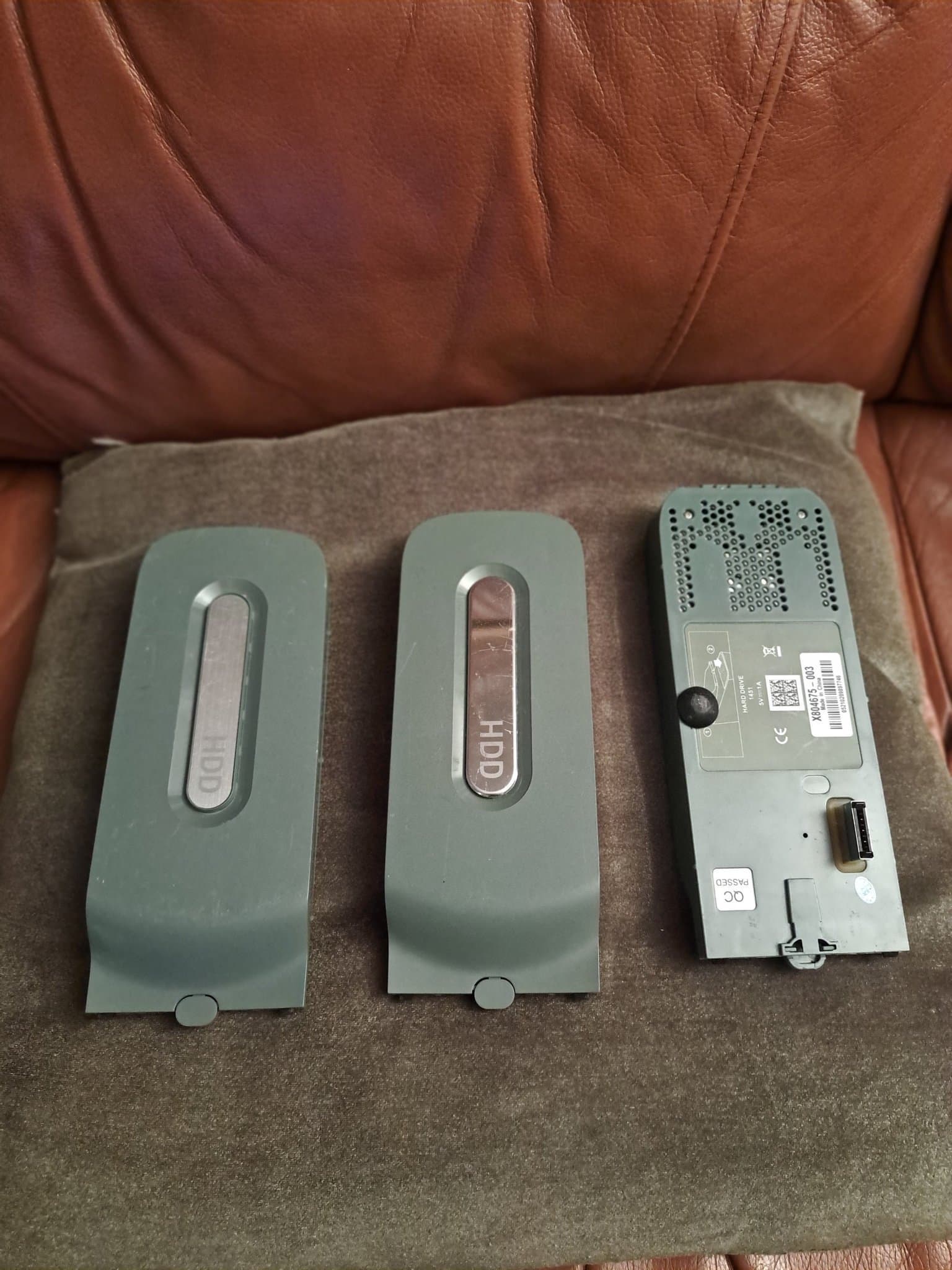 Paket: 3× Original Xbox 360 Hårddiskar 120 GB & 320 GB– Microsoft OEM