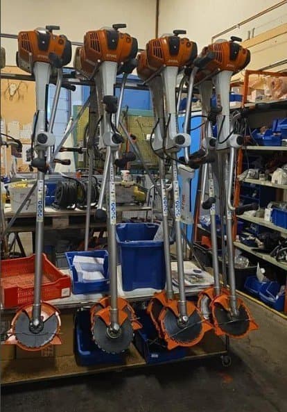 Röjsåg Stihl 561