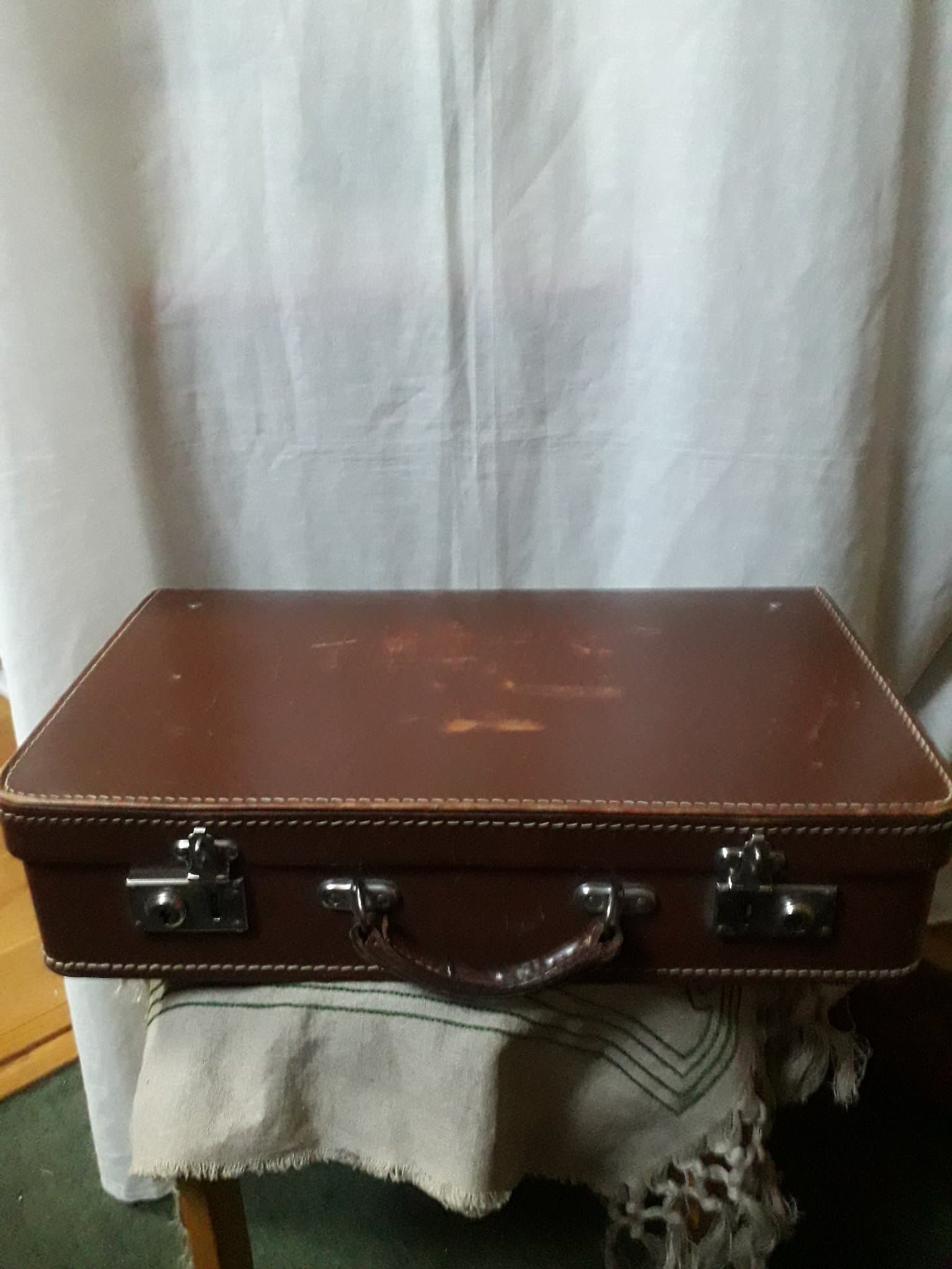 En Ovanlig Resväska för en Herreman eller Dandy i ett Klassiskt 20-tals snitt