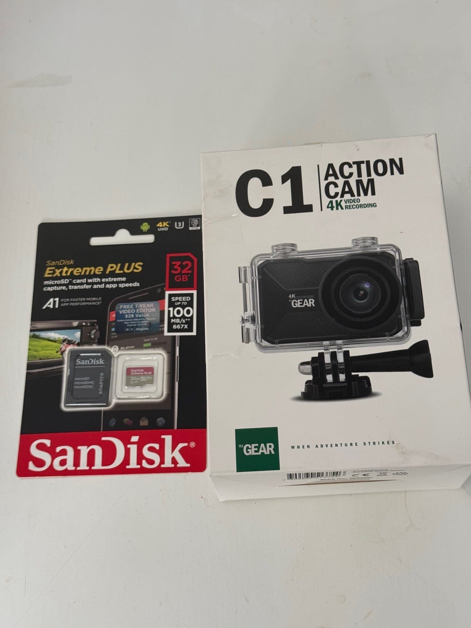 Actionkamera 4K med 32 GB minneskort