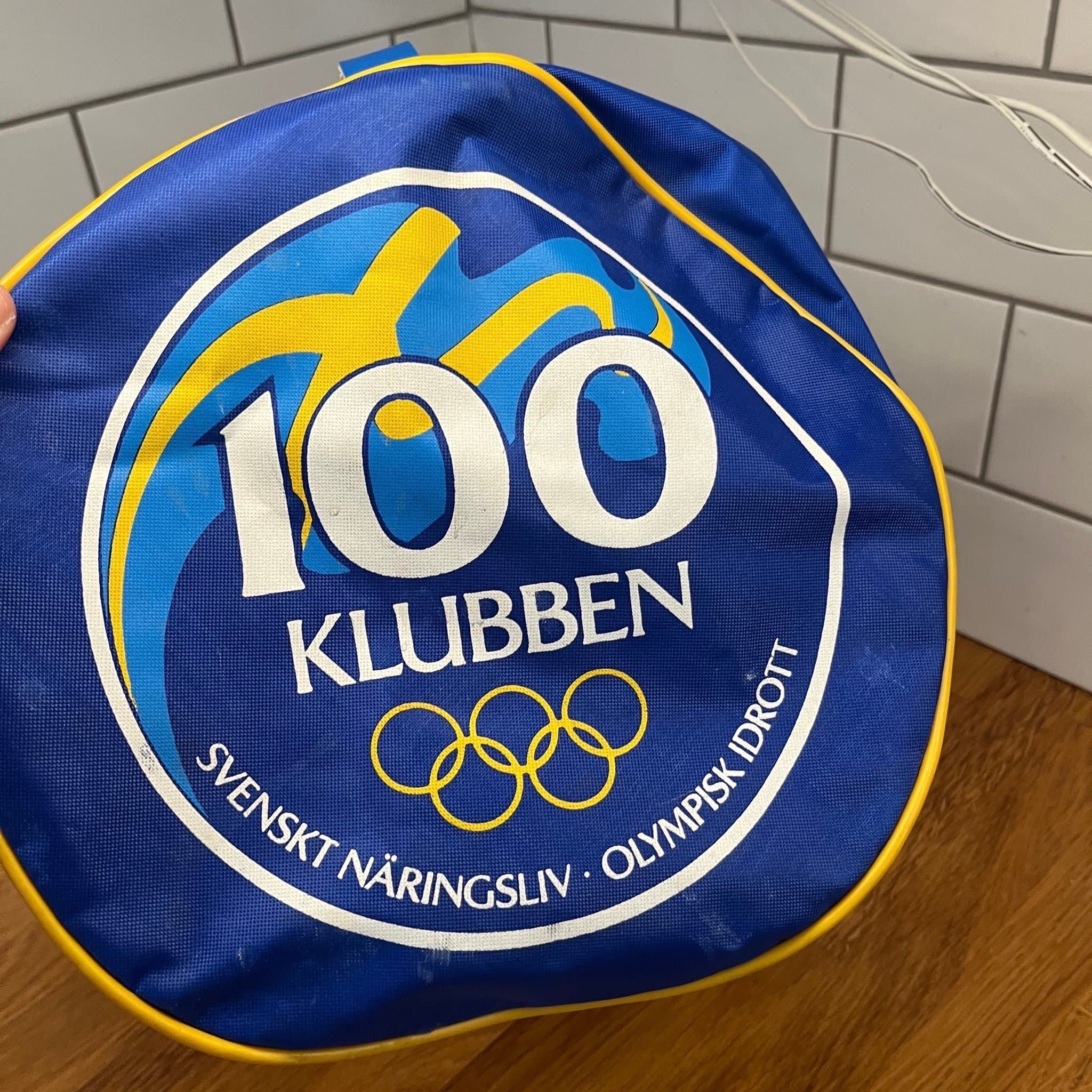 SÄLLANTILLFÄLLE! Sportväska - 100 Klubben