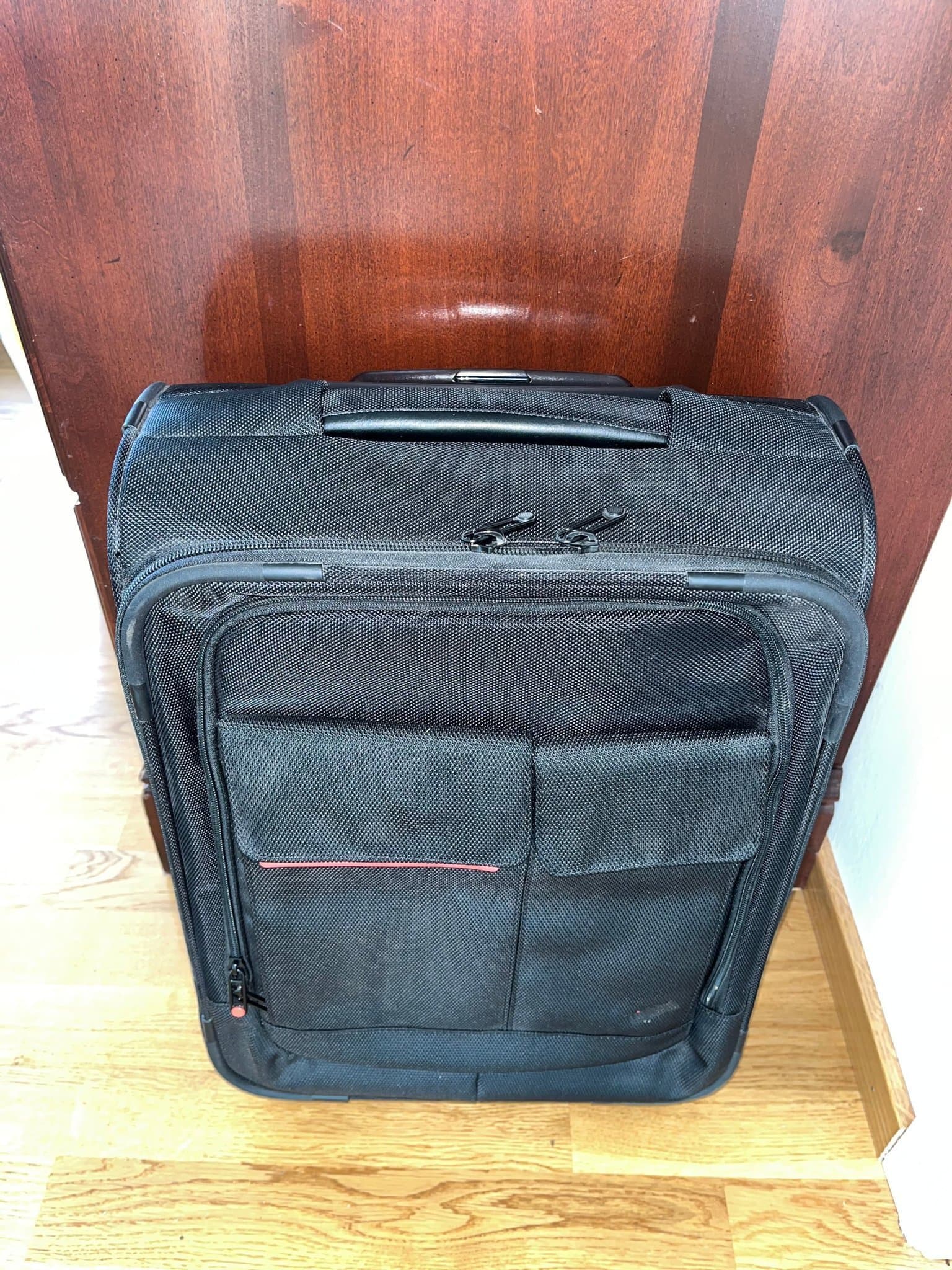 Lenovo: kabinväska / laptopväska / rullväska, Ny, ej använd