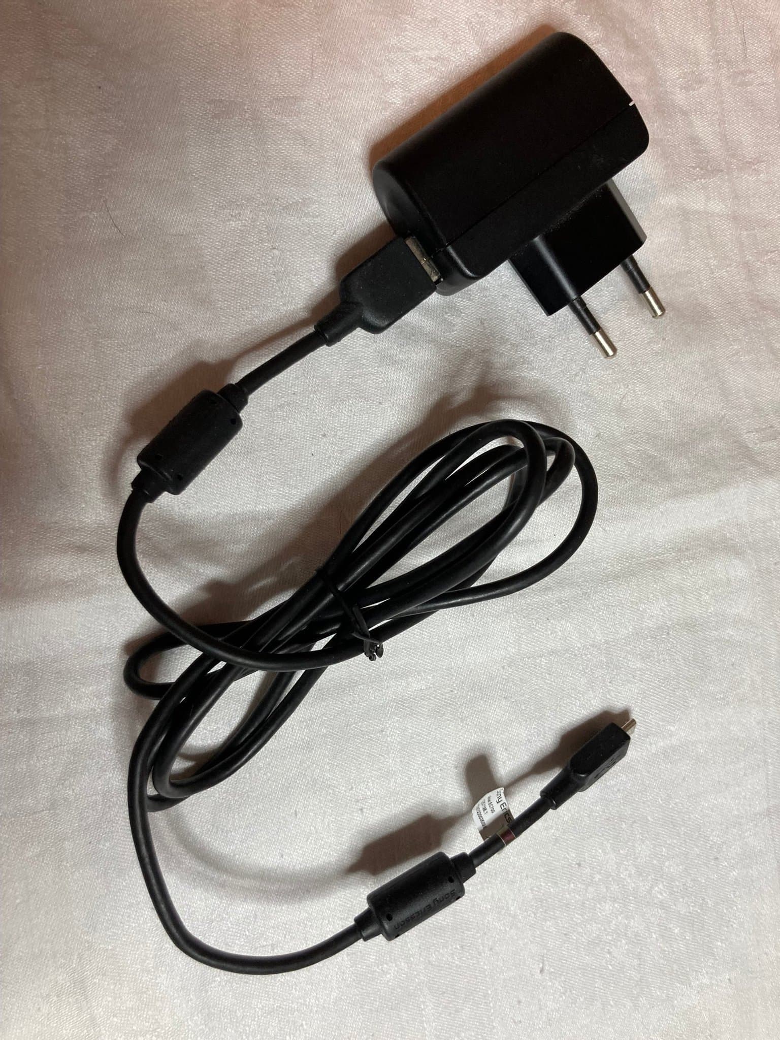 Sony Ericsson Laddare CST-80 (5 Volt)