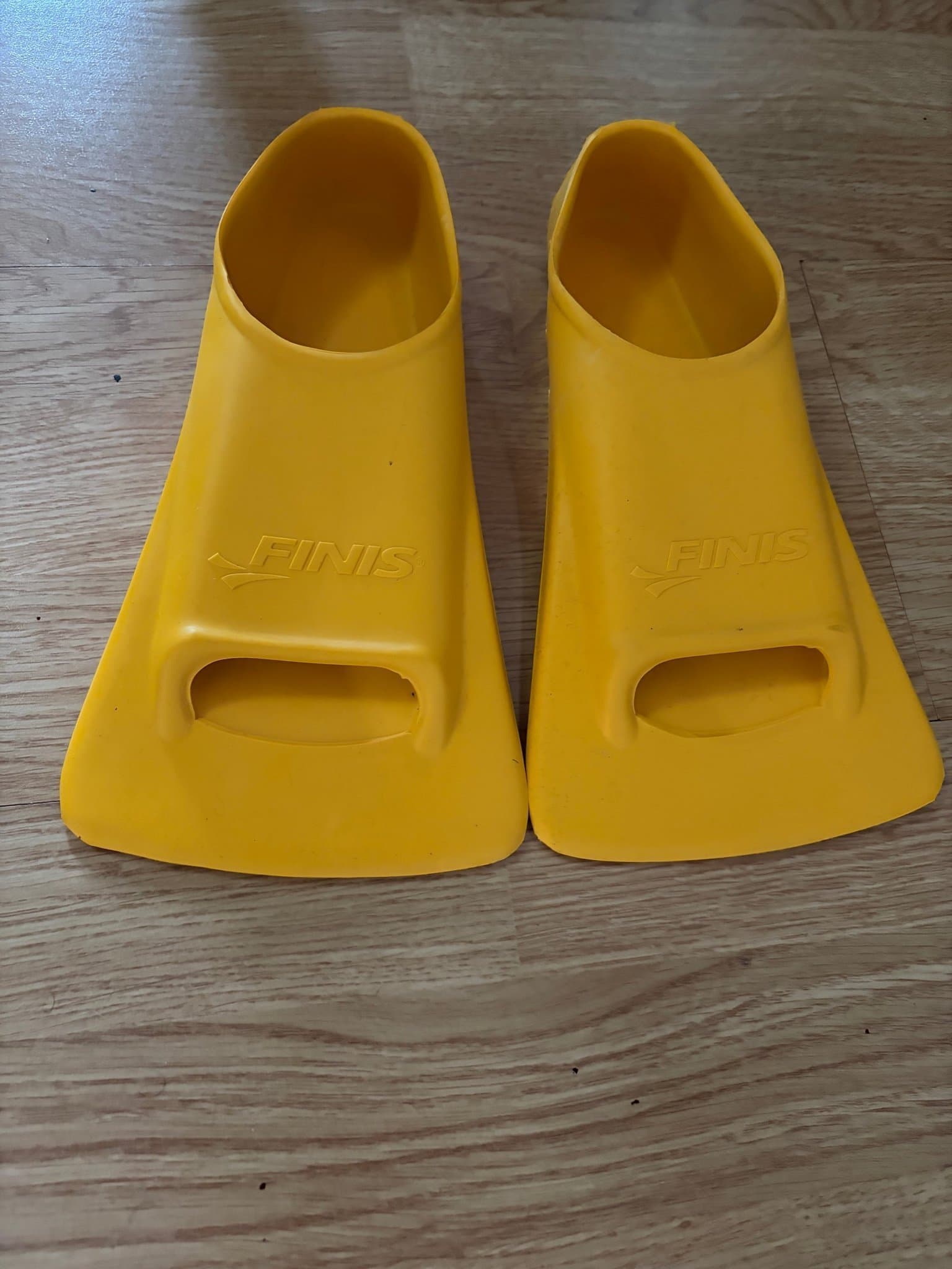 Simfötter/simfenor Märke Finis