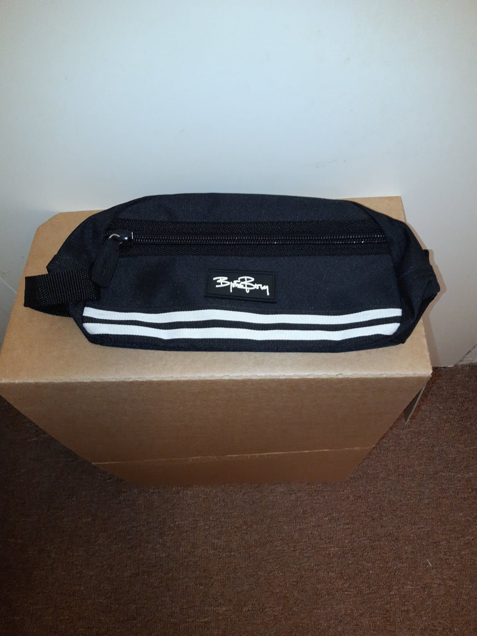 Bygg Bygg svart midjeväska