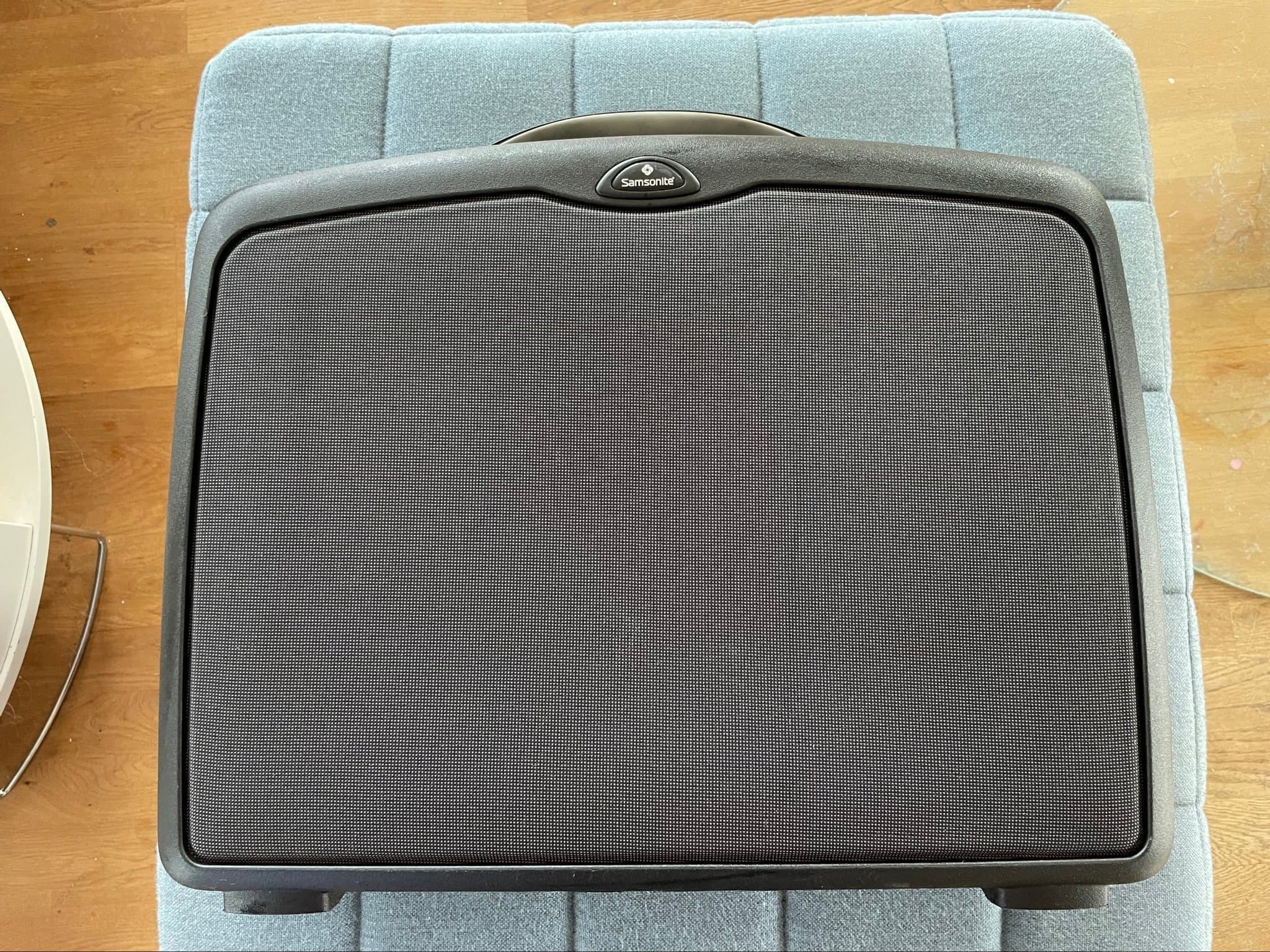 Oanvänd Samsonite Hardlite 600 series