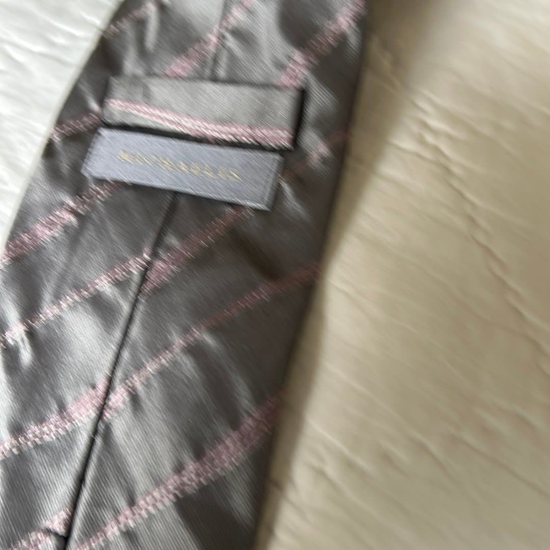 MICHAELIS ny silvergrå slips i siden, 9,5cm