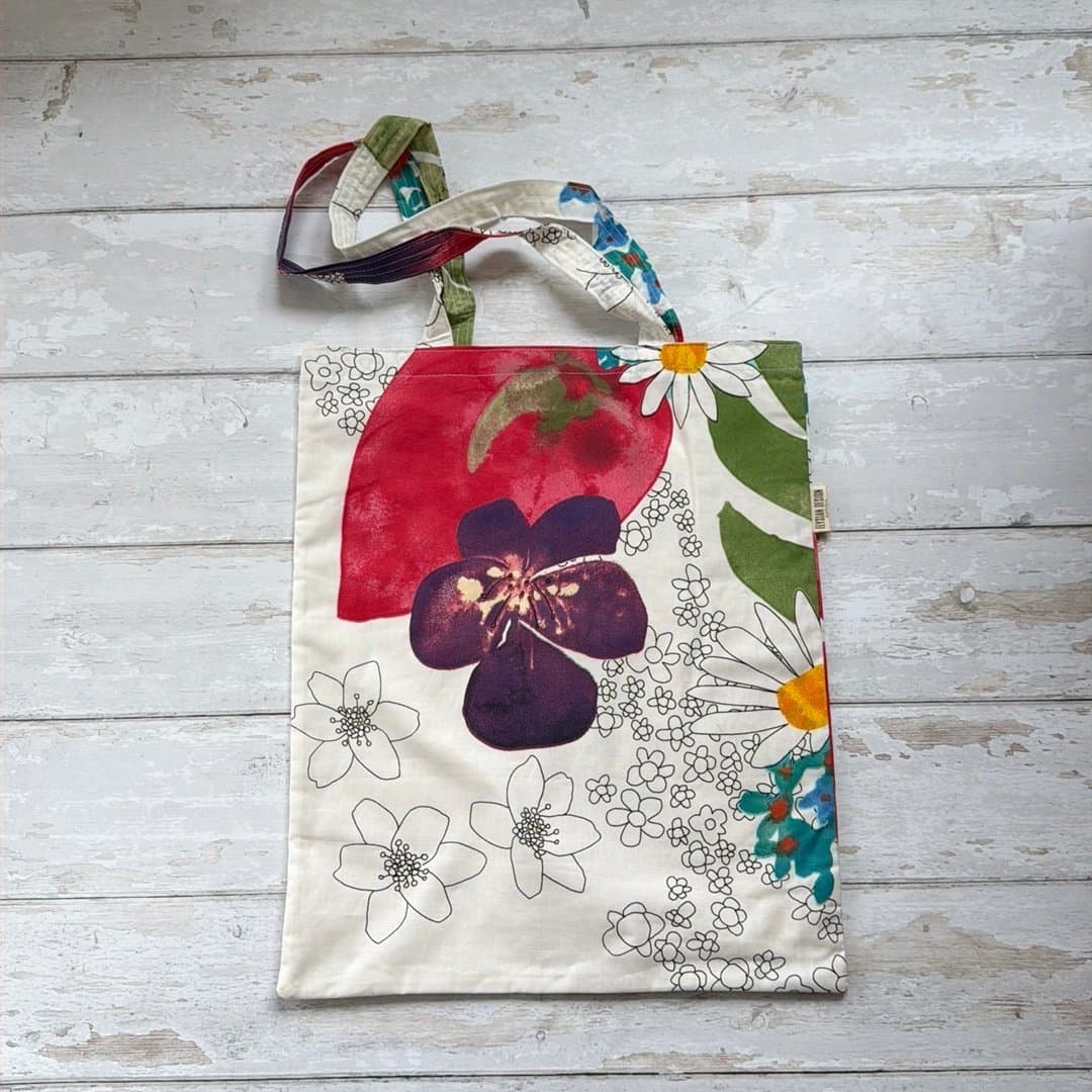 Tygkasse / Tote bag i retrotyg