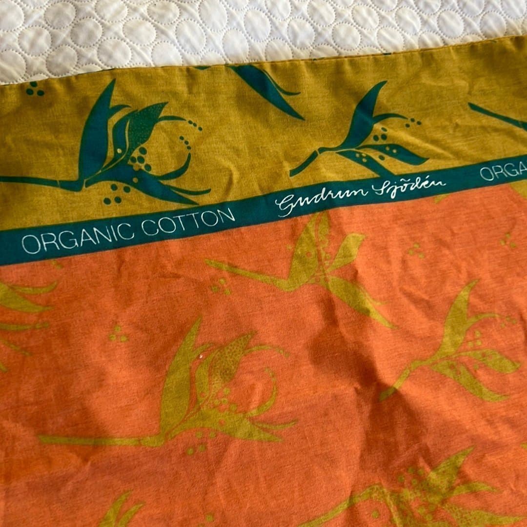 Gudrun Sjödén orange tygväska