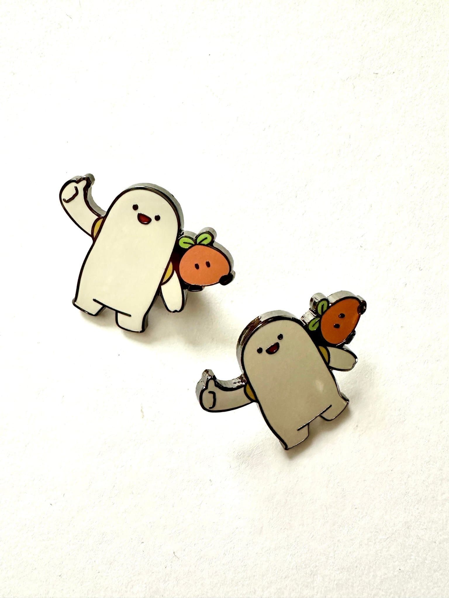 Pin - enamel - badge brosch x 2 : Monya & Mori från Sydkorea / Begränsad utgåva