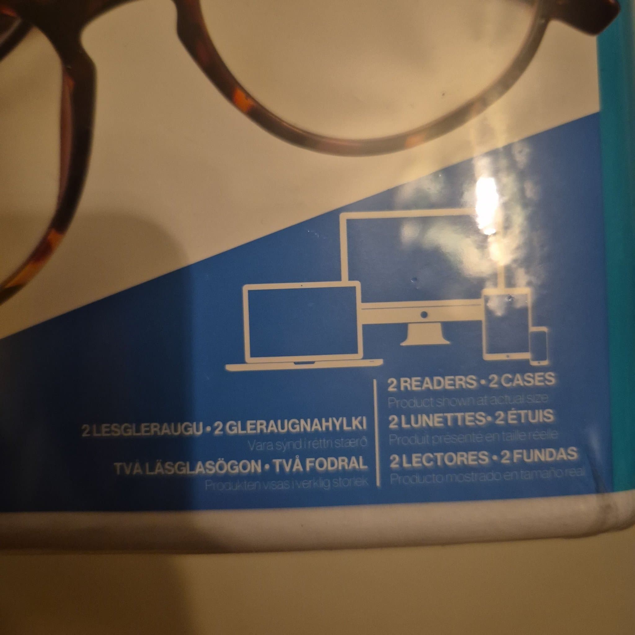 Ny/oanvända! 2 par läslasögon +1,75 med fodral