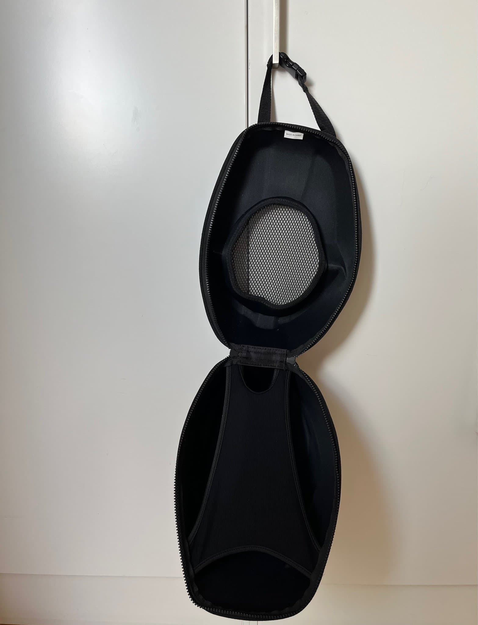 GIRO - skyddsväska för cykelhjälmar