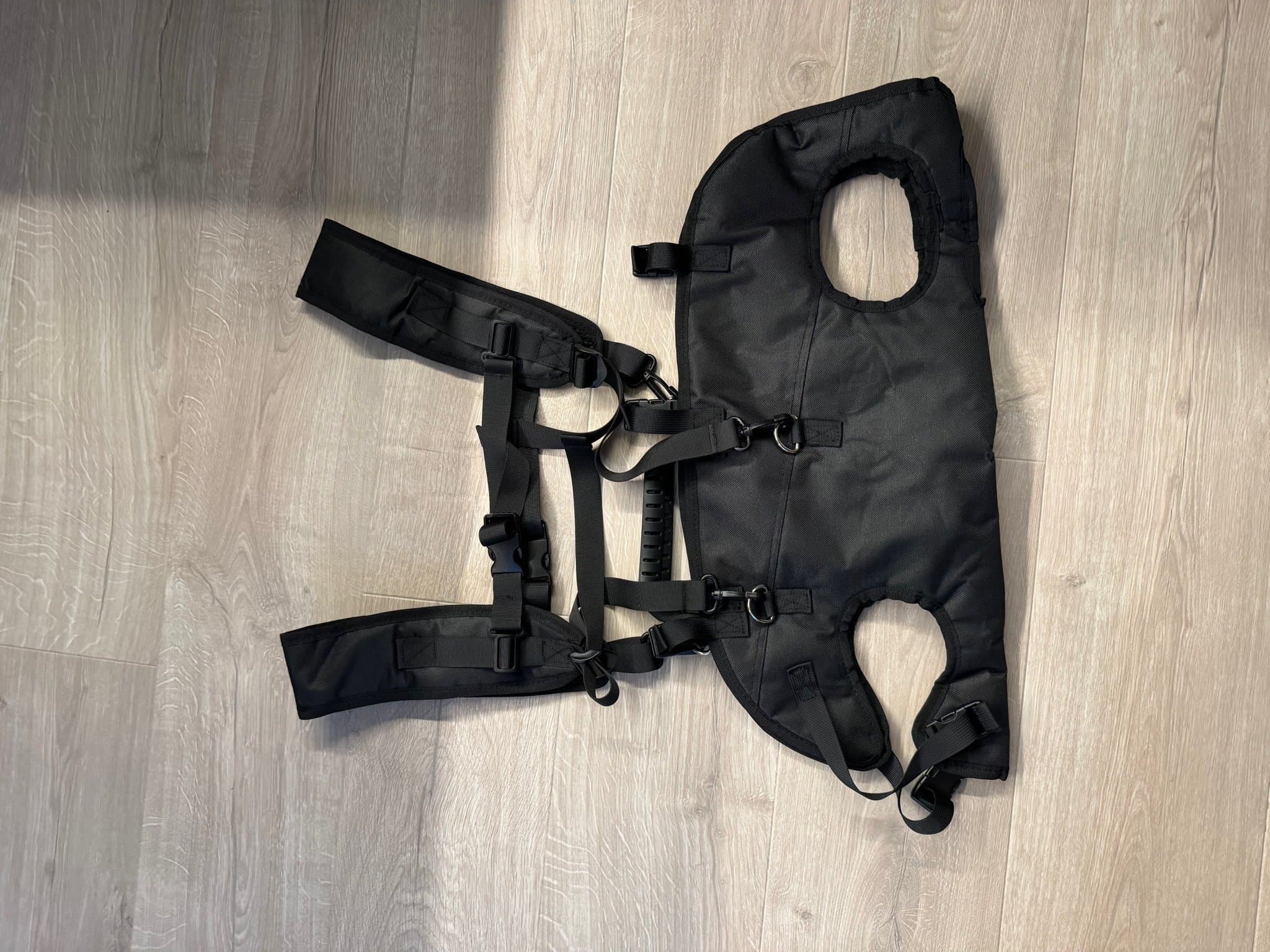 Bärväska/sele för hund - Svart