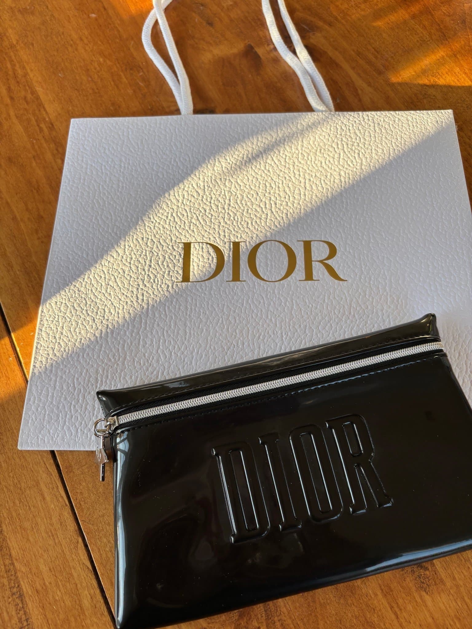 Dior necessär