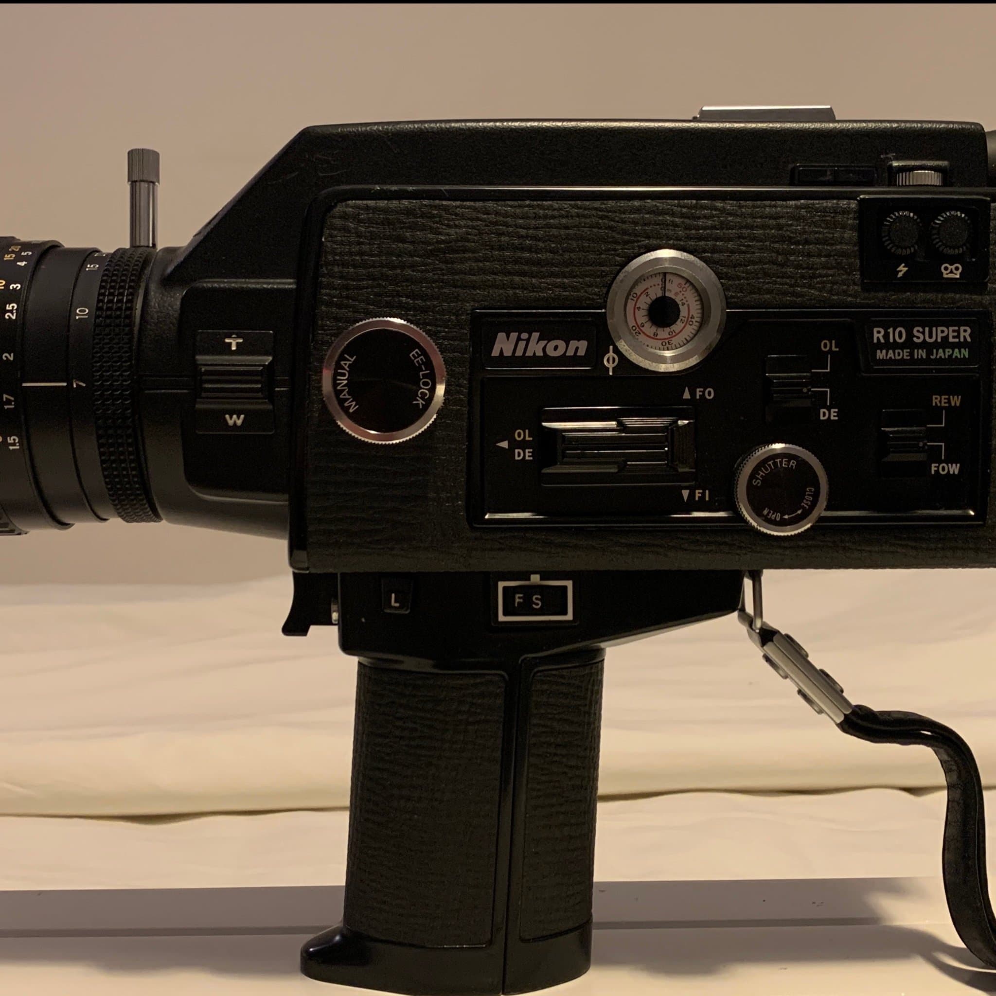 Nikon R10 Super Zoom Super 8 Movie Camera - Fully Functional & Film Tested