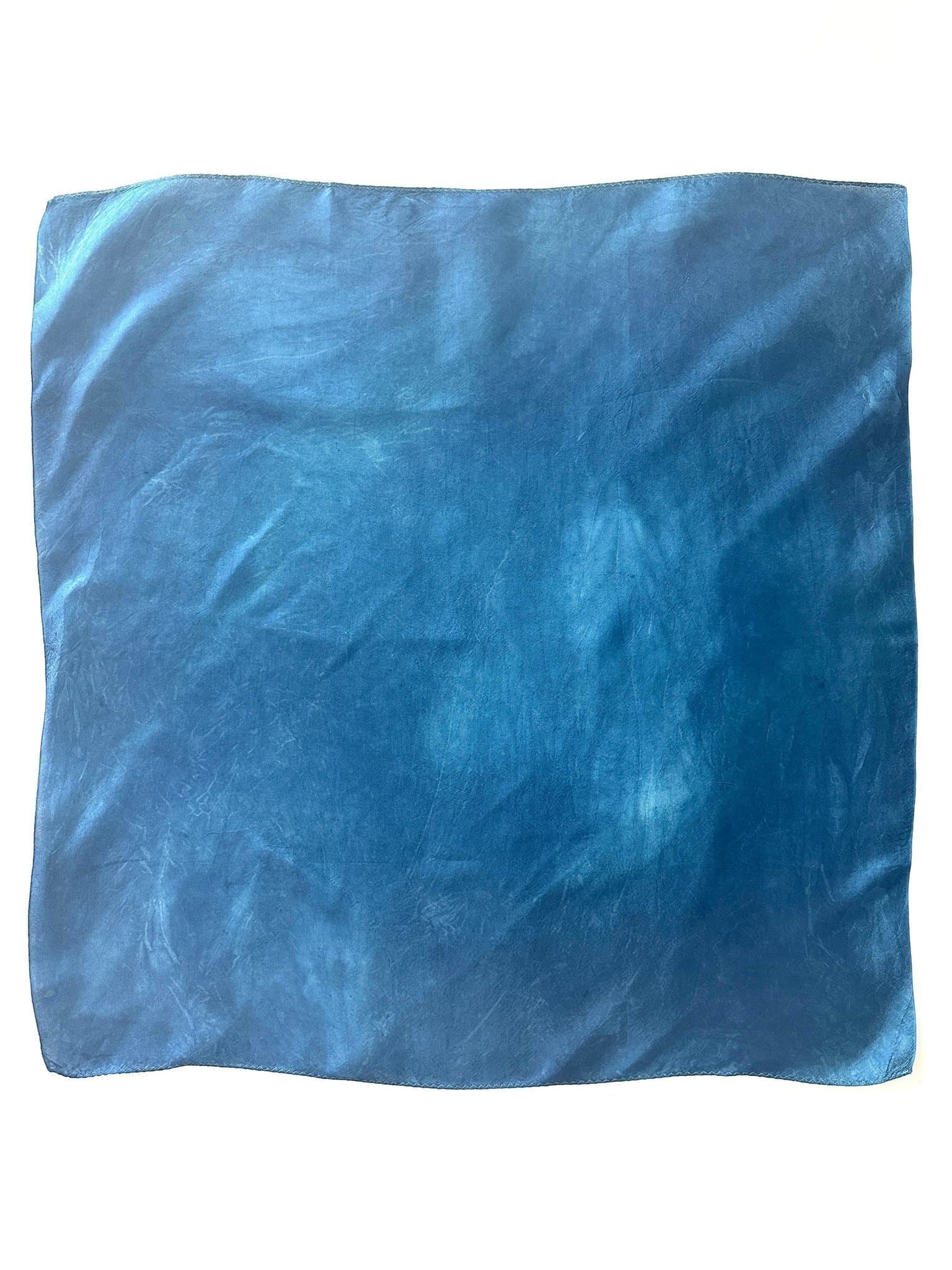 Havsblått scarf / handgjord naturligt färgämne / konstsilke (Rayon)