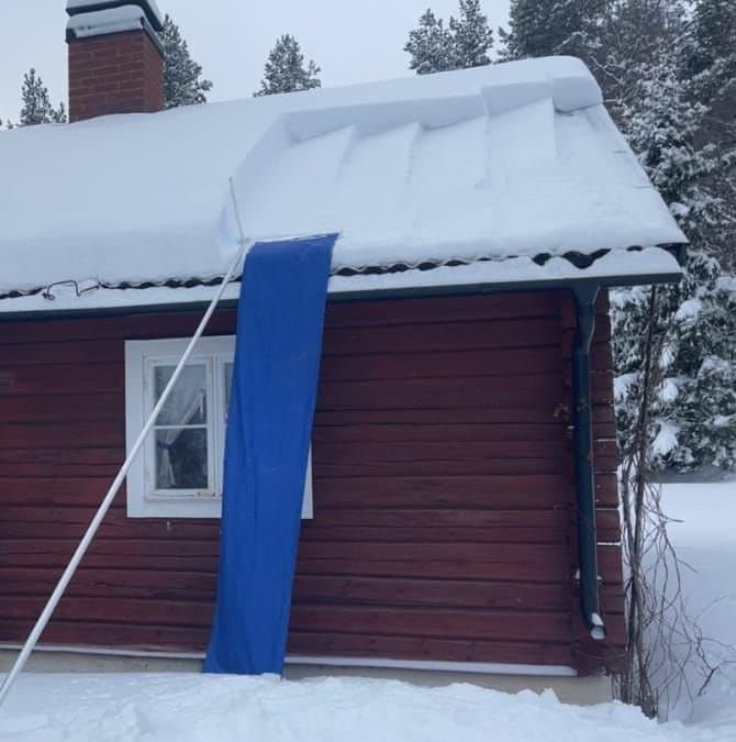 Snöräv, snöraka, Takskrapa för snö