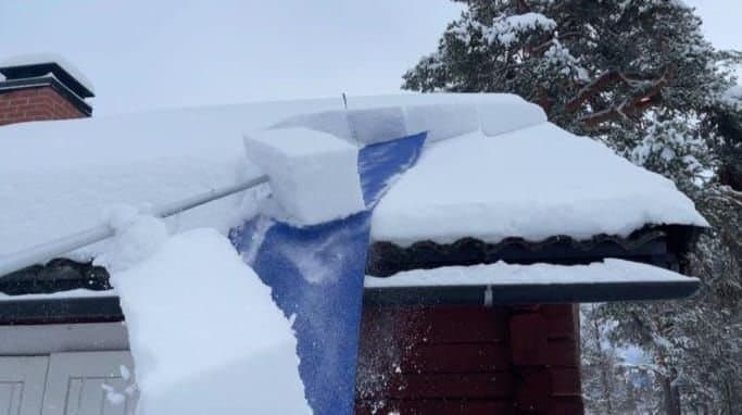 Snöräv, snöraka, Takskrapa för snö
