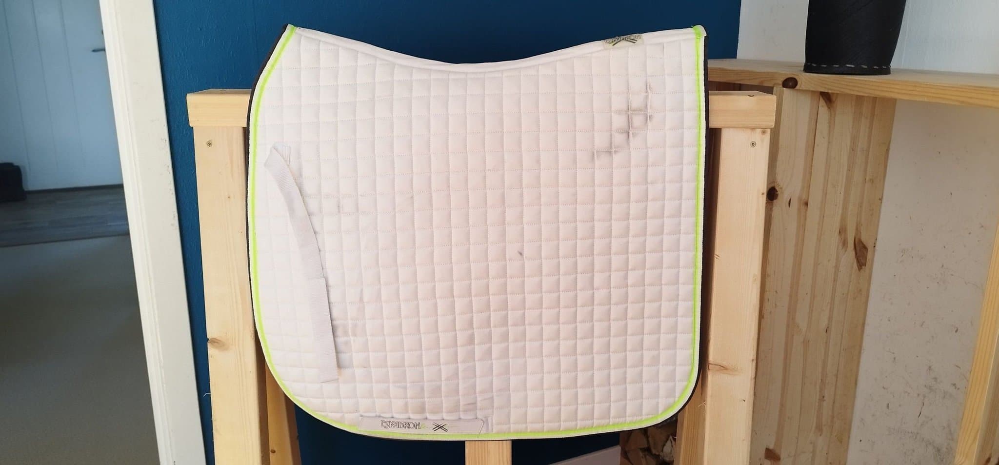 Eskadron schabrak dressyr full vit