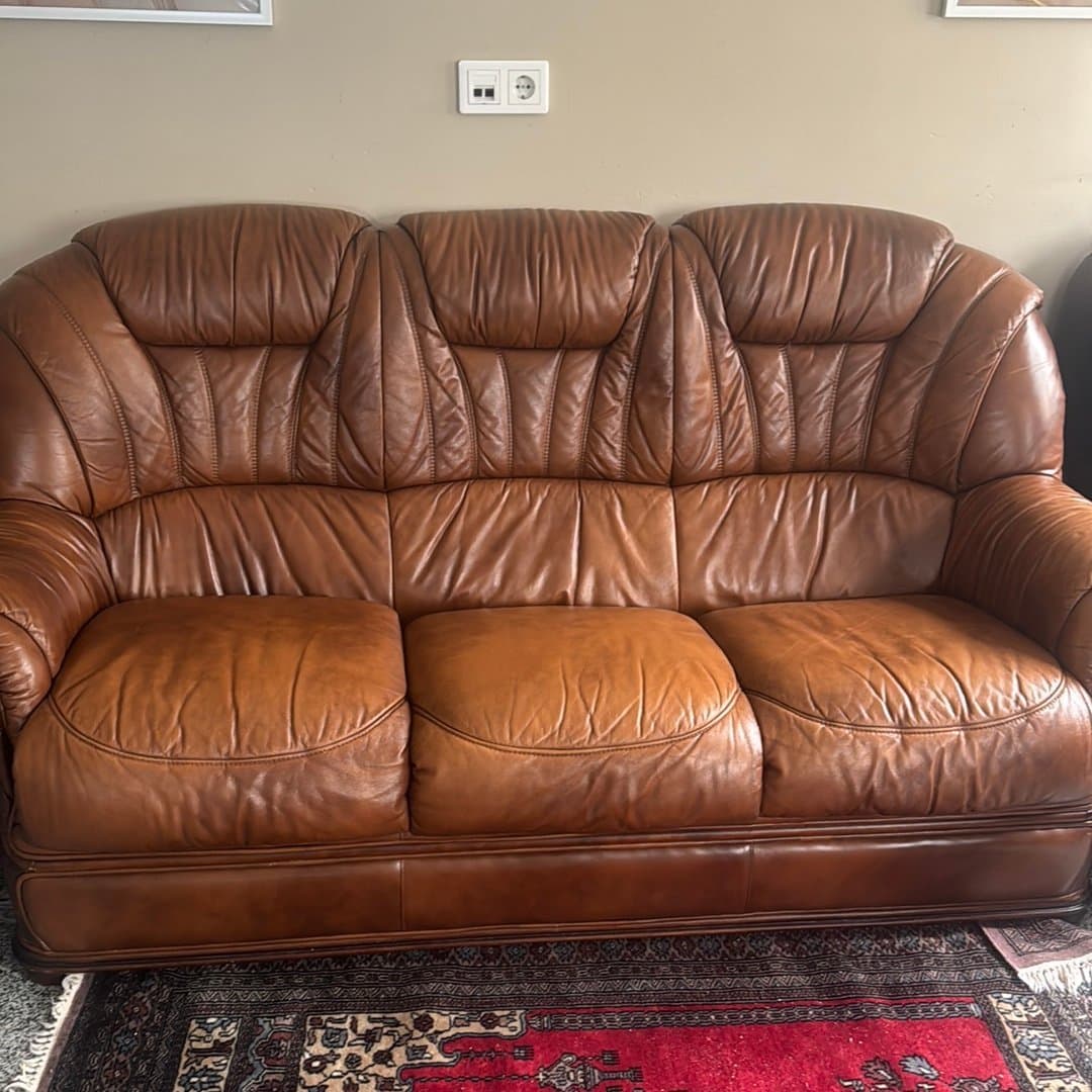 Soffgrupp i brunt läder