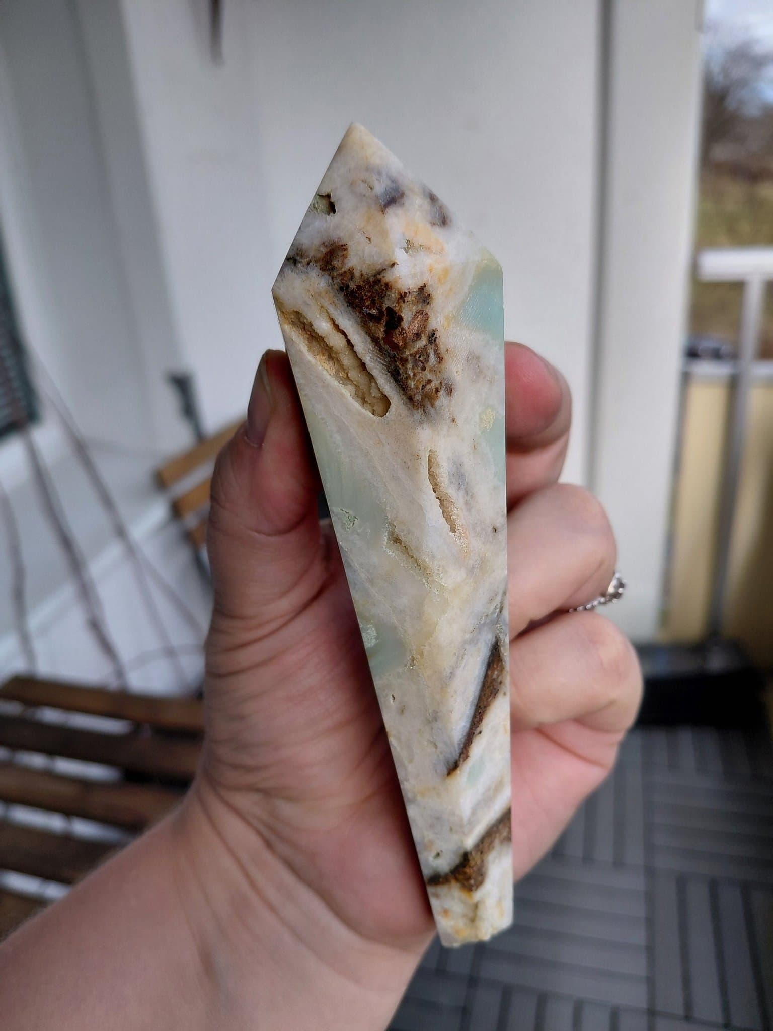 Stor Wand/ stav i Karibisk Kalcit