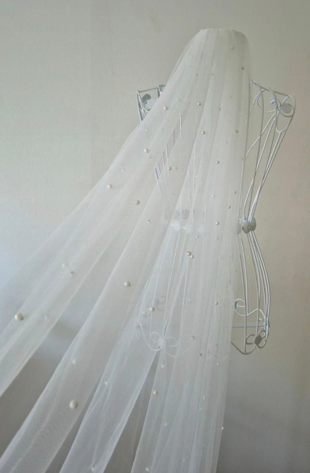 Brudslöja Ord.pris 1695kr