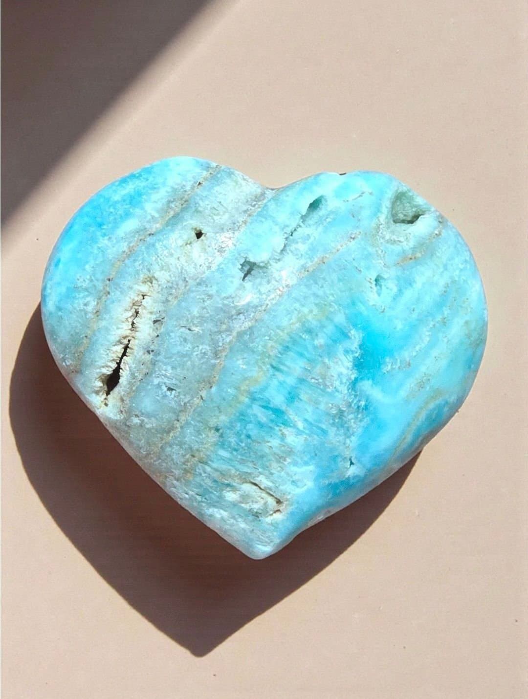 Jättefint Blå aragonit kristall hjärta med druzy natursten / ädelsten NY