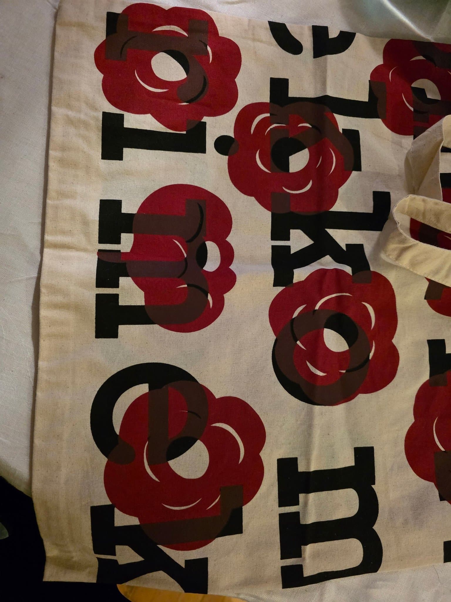 Ny Marimekko flerfärgad kasse, storlek 45X47CM