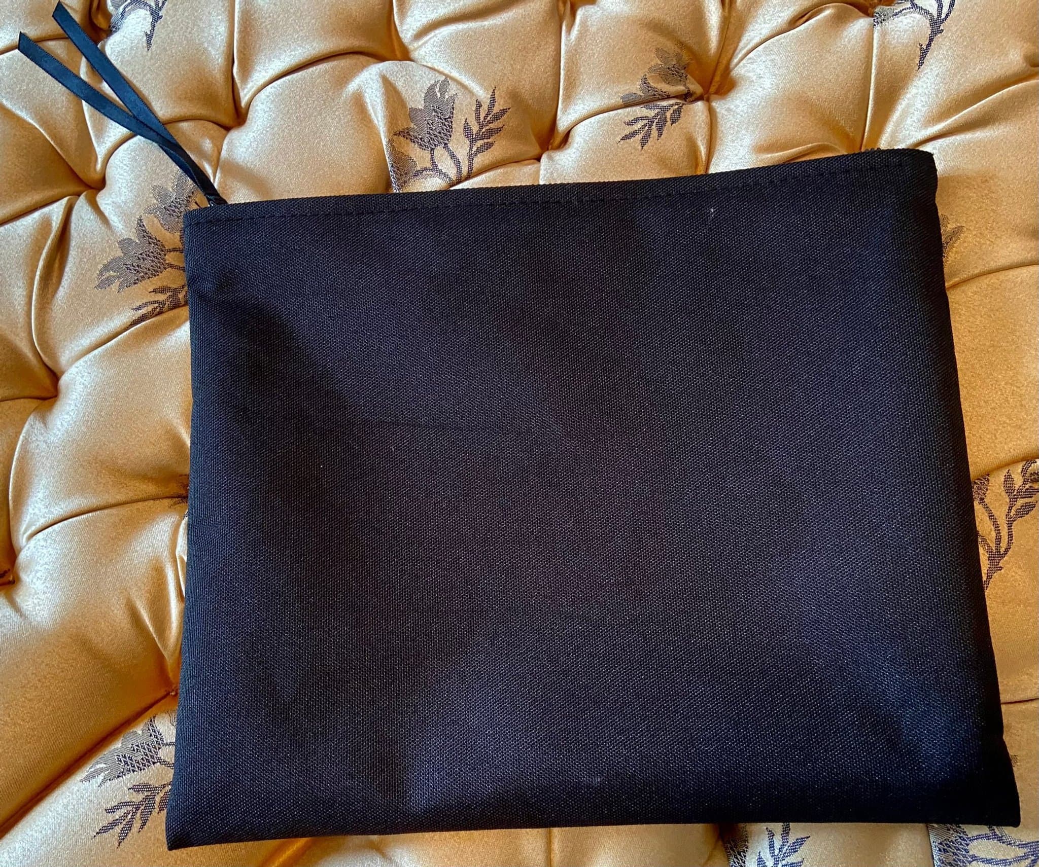 (212) Gucci Beauty Sminkväska