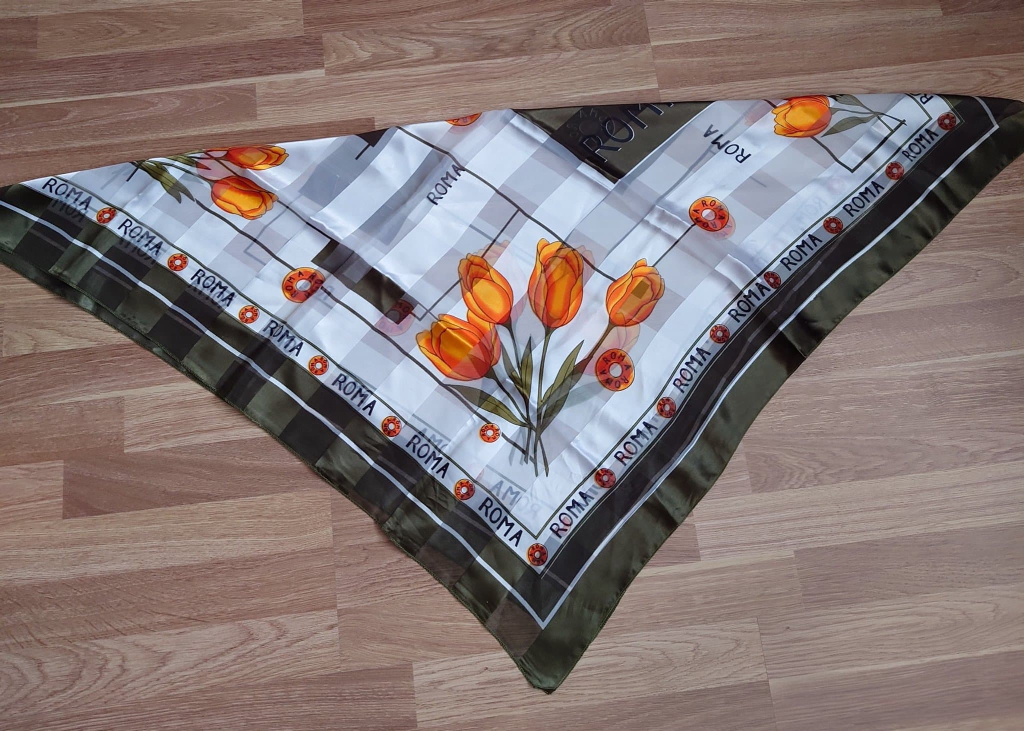 VÅR TULPANER, flerfärgad sjal