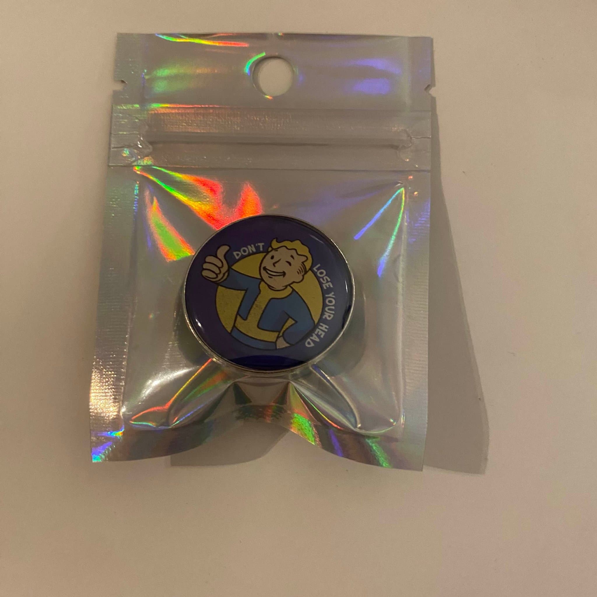 Fallout Pin - Don't Lose Your Head | Pin | Brosch | Fallout | Bethesda