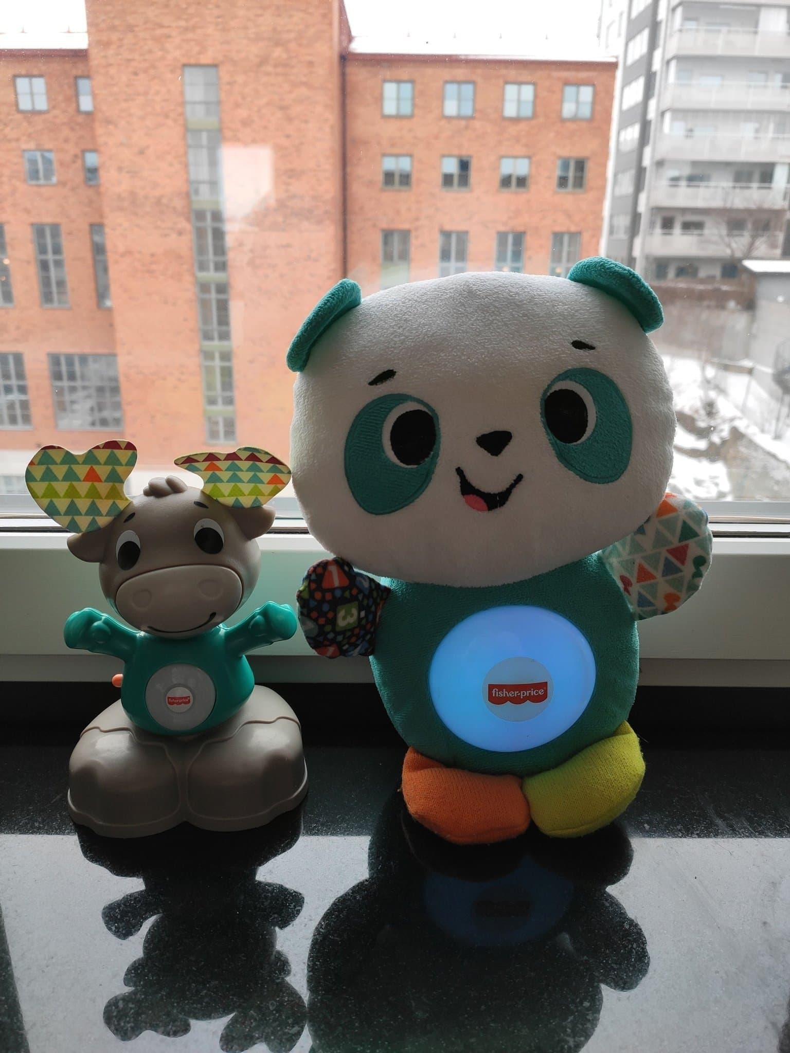 Fisher-Price Linkimals interaktiva leksaker Ryska språk!!!- älg och panda