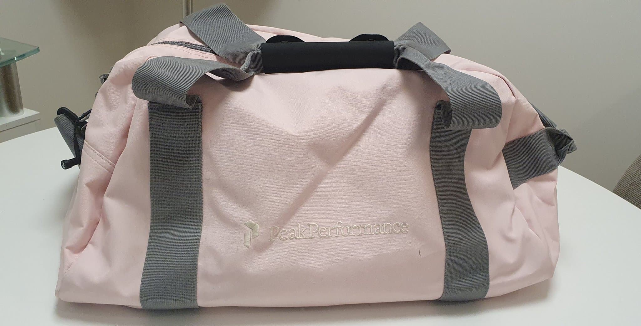 Peak Performance träningsväska, rosa