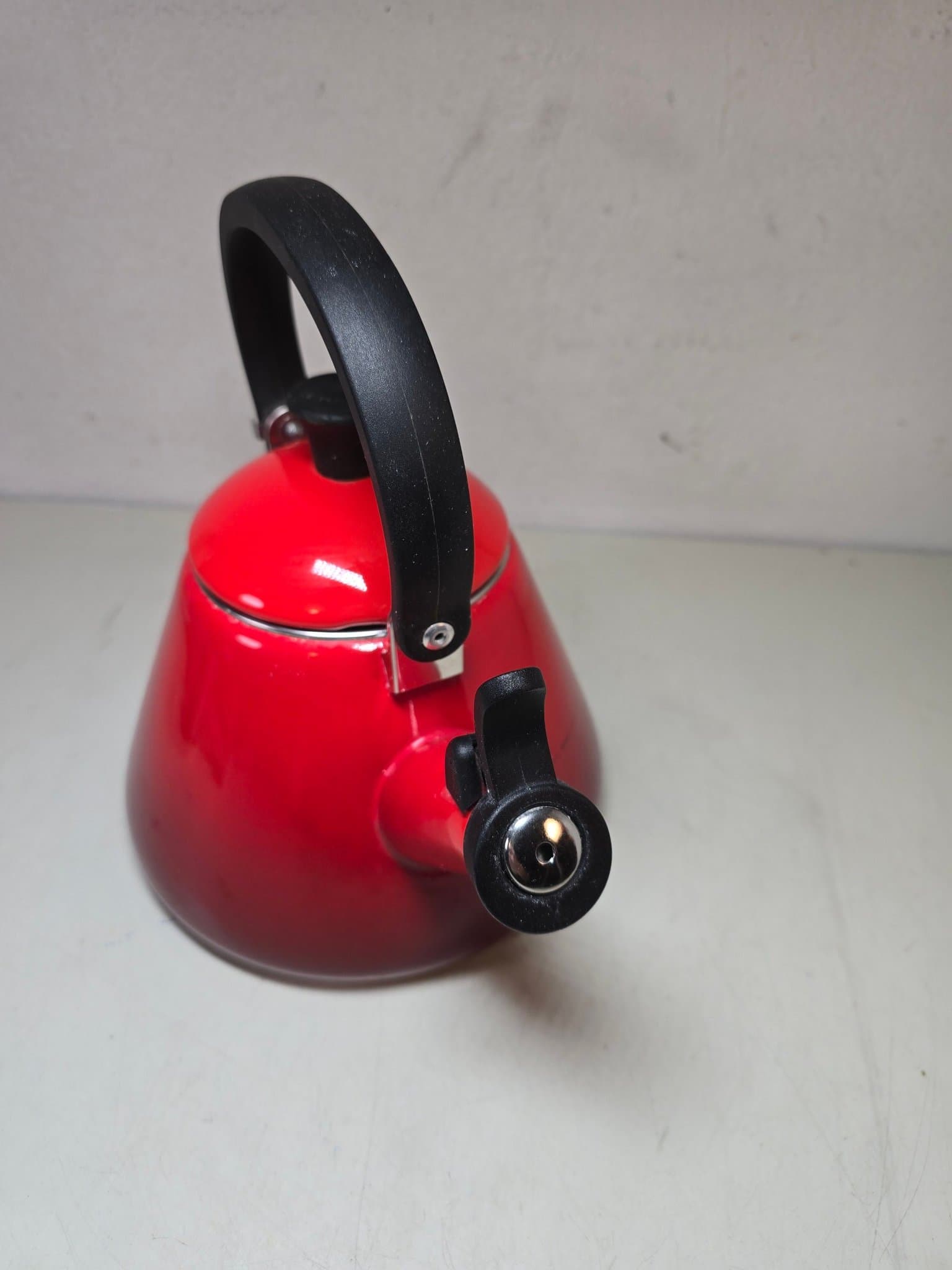 Le Creuset Visseljärn Vattenkokare Röd 1.6L