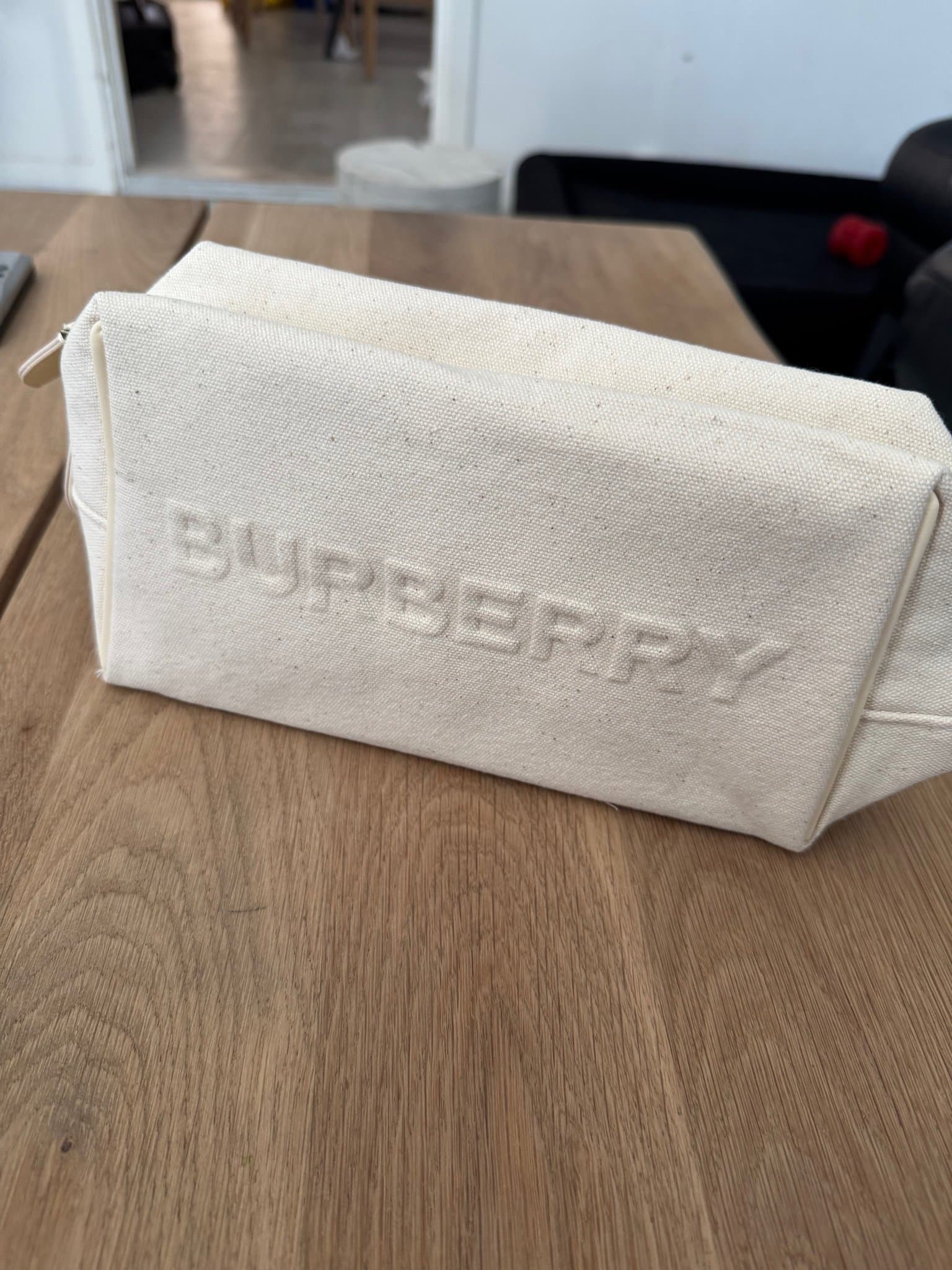 Burberry Pouch