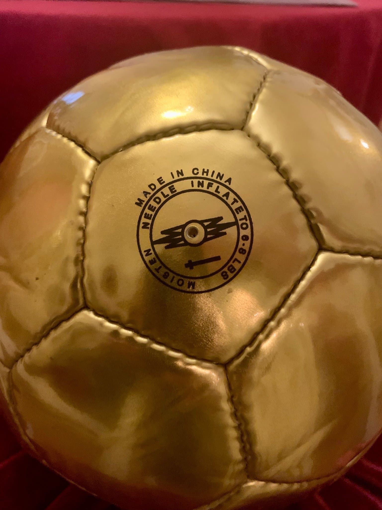 Fotboll i ” guld ” - ny - presenttips