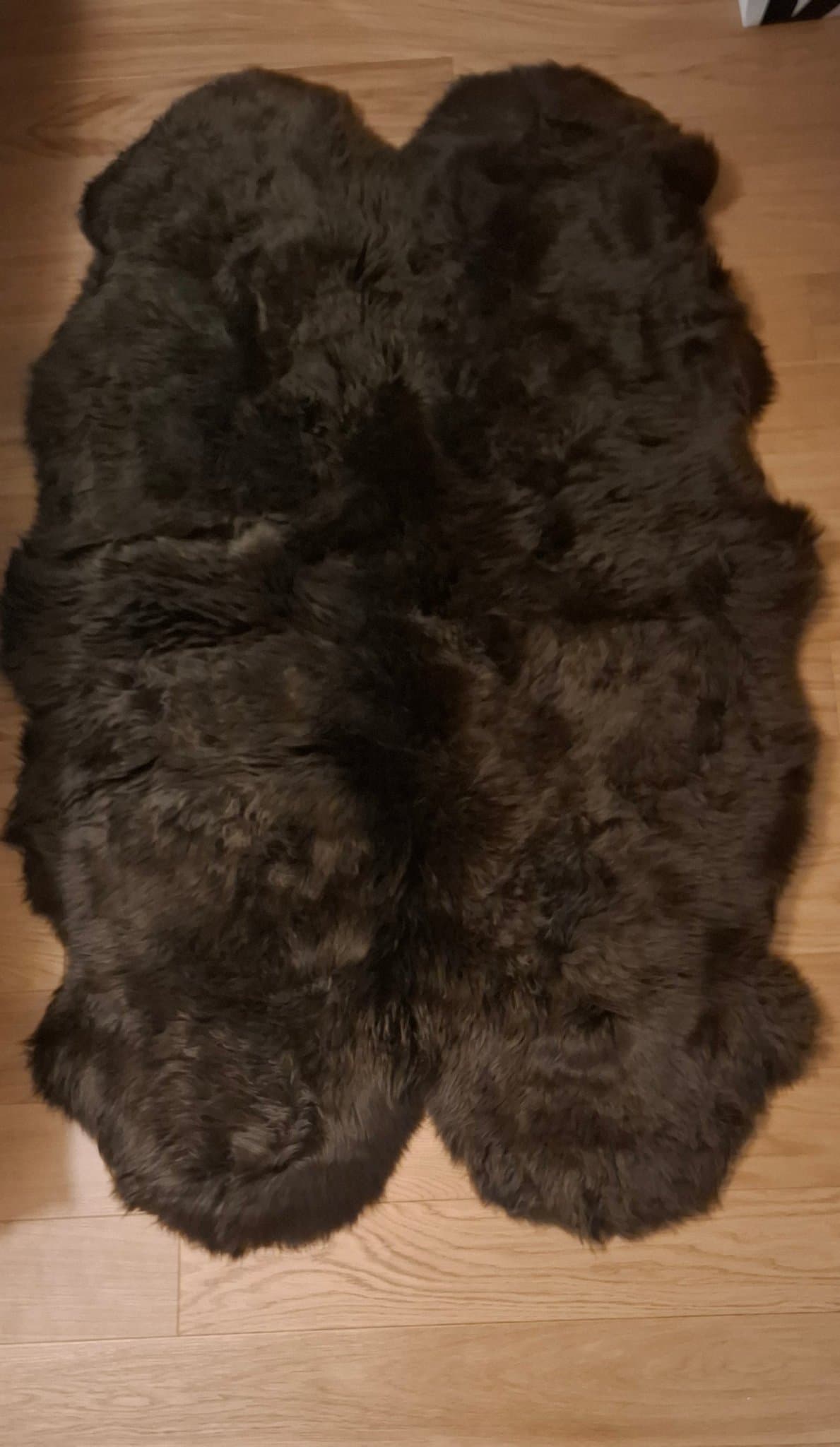 Ny snygg matta OLEBY, fårskinn 1/2 priset